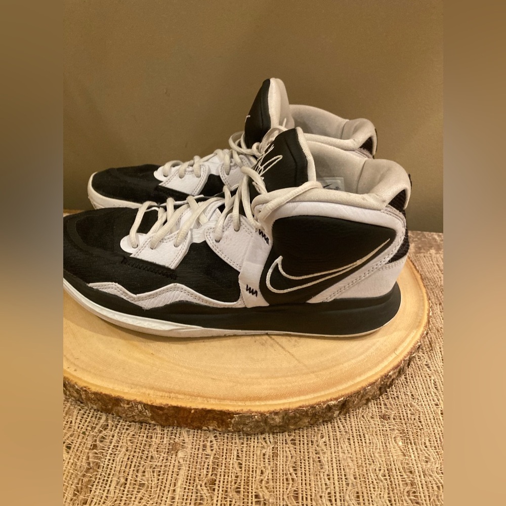 Nike Kyrie Infinity‎ TB Men 10 Basketball Shoe Black Sneaker DO9616-002